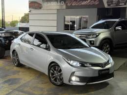 TOYOTA - COROLLA - 2018/2018 - Prata - R$ 111.900,00