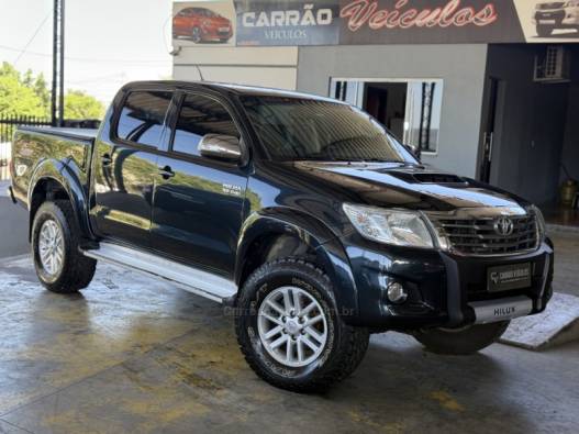 TOYOTA - HILUX - 2012/2012 - Preta - R$ 139.900,00