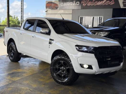 FORD - RANGER - 2017/2017 - Branca - R$ 154.900,00