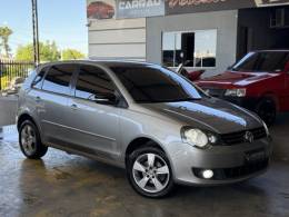 VOLKSWAGEN - POLO - 2014/2014 - Prata - R$ 53.900,00