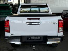 TOYOTA - HILUX - 2016/2016 - Branca - Sob Consulta