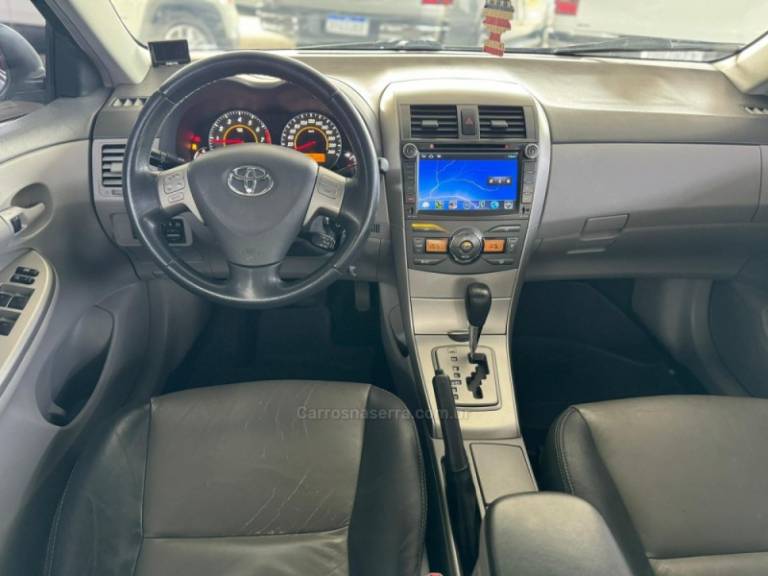 TOYOTA - COROLLA - 2009/2009 - Prata - R$ 61.900,00