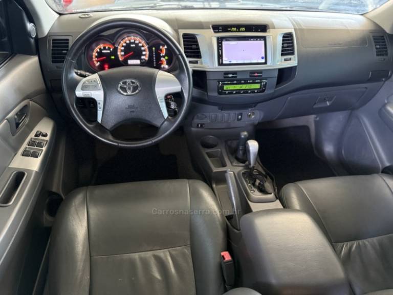 TOYOTA - HILUX - 2012/2012 - Preta - R$ 139.900,00