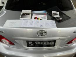 TOYOTA - COROLLA - 2009/2009 - Prata - R$ 61.900,00