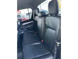 TOYOTA - HILUX - 2016/2016 - Branca - Sob Consulta